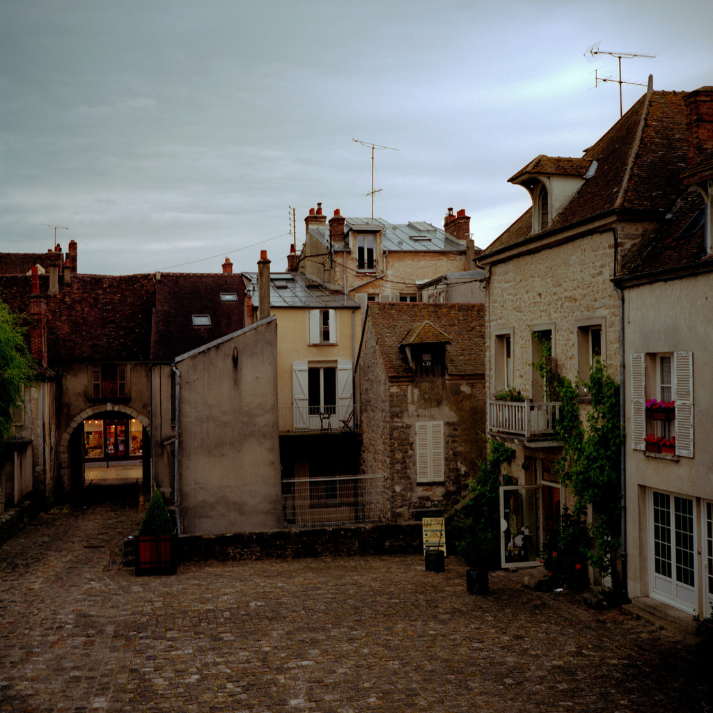 Nemours