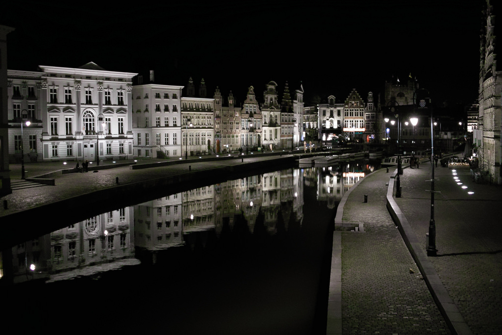 Gent la nuit