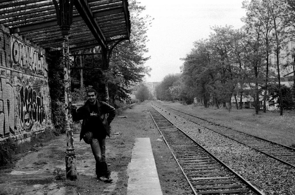 attente d'un train qui n'arrive pas