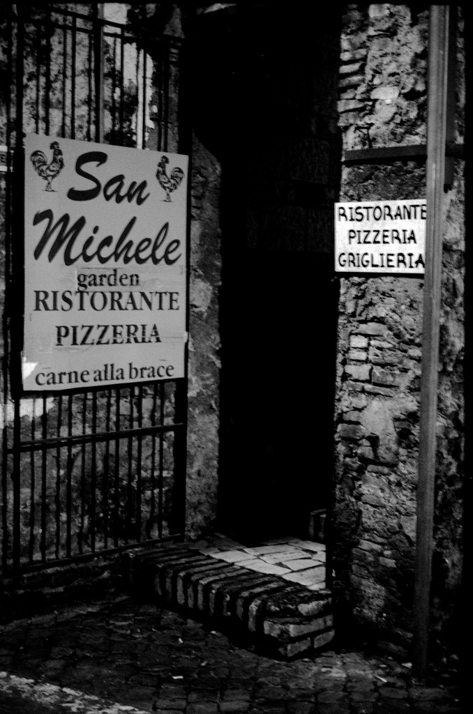 Pizzeria