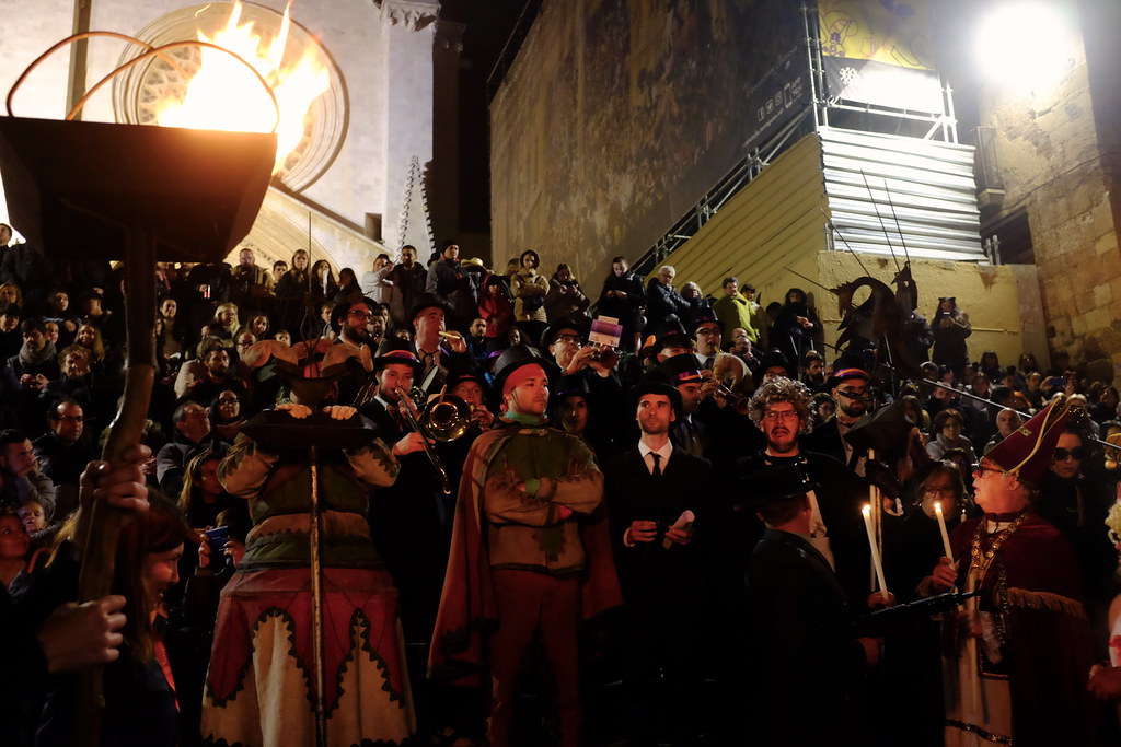 Lliurament del testament a Llucifer, notari reial
