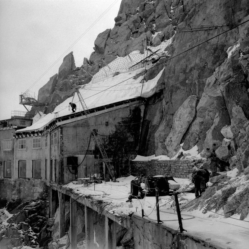 Travaux &agrave; l'Aiguille du Midi