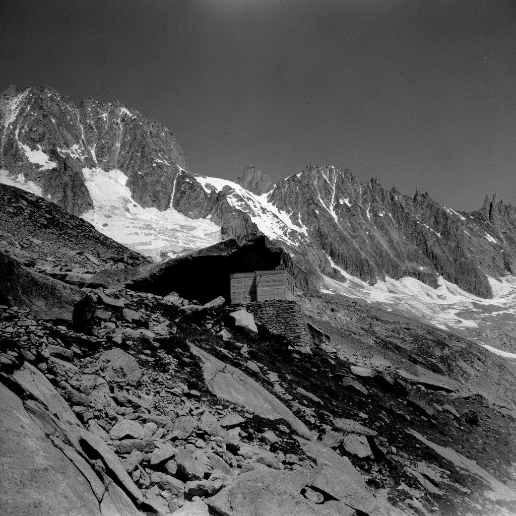 Ancien refuge du Couvercle