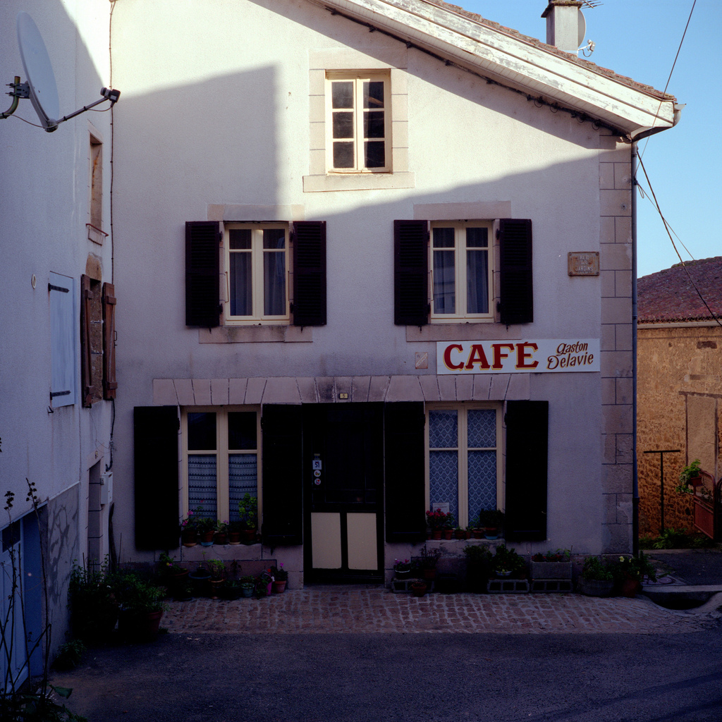 Caf&eacute;